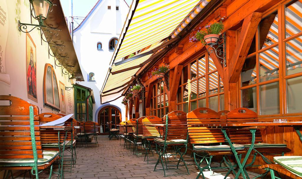 Altstadthotel Braeuwirt Weiden in der Oberpfalz Exterior foto